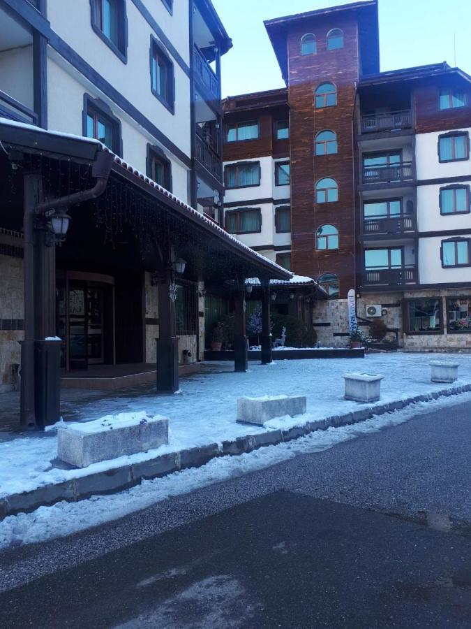 Simonen Apartments Near The Gondola Банско Екстериор снимка